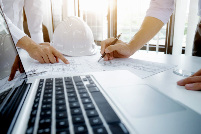 Essential Tips for Planning & Hiring House Contractors