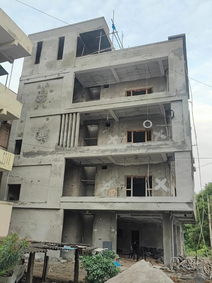 Civil Contractors in Ilavala Mysore